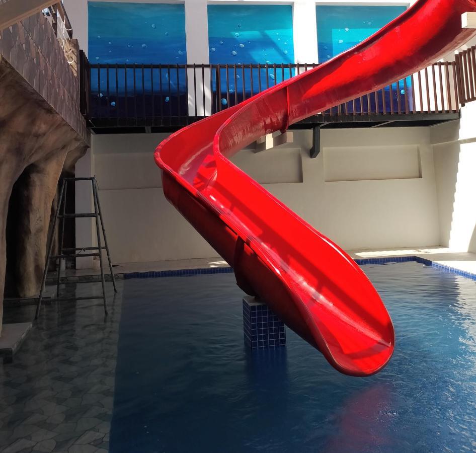 Treasure Island Hotel With Mini Water Adventure Masbate City Kültér fotó